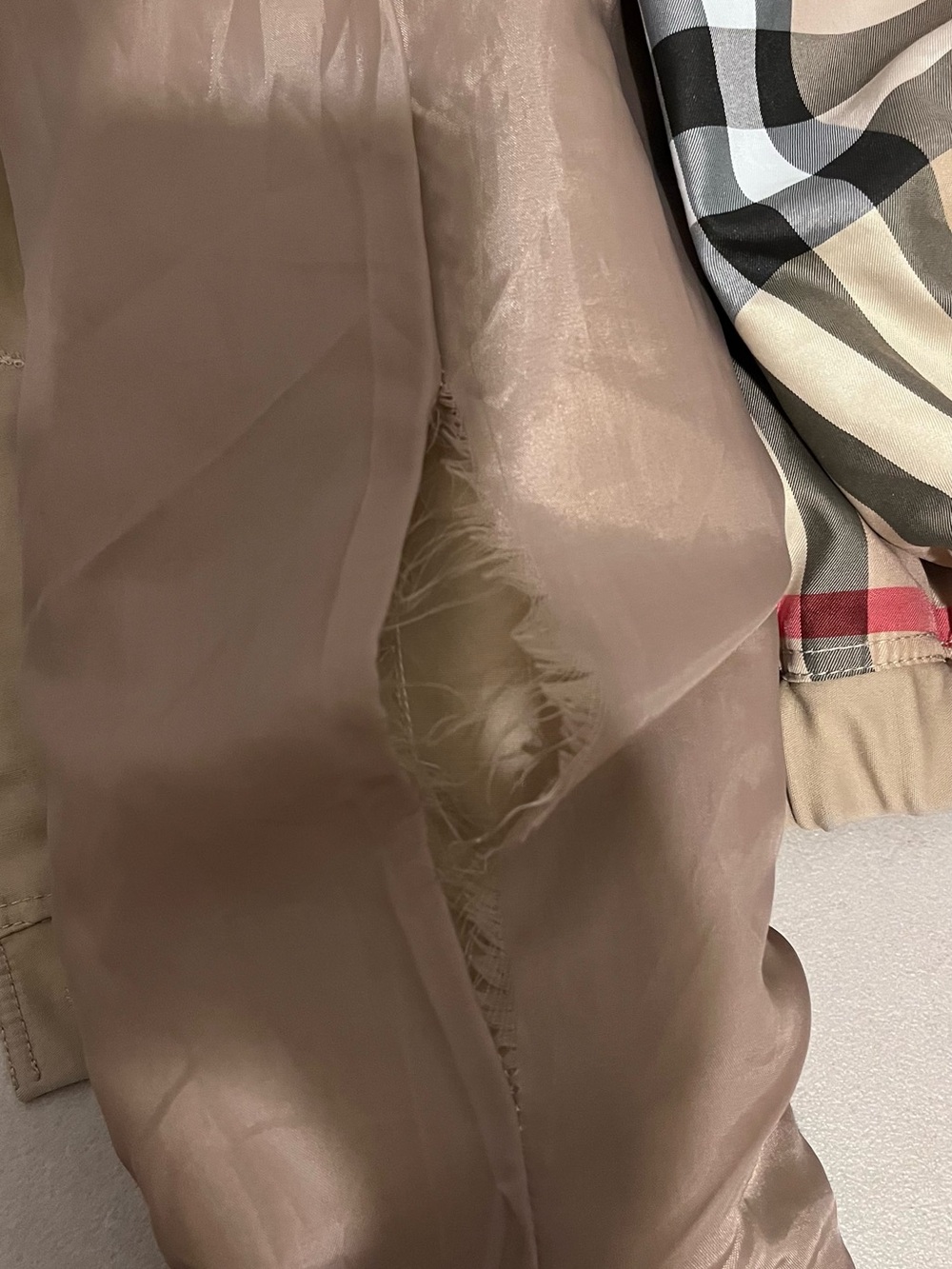 Burberry Cropped Double Breasted 3/4 Sleeve Trench Coat - Picture 7 of 8